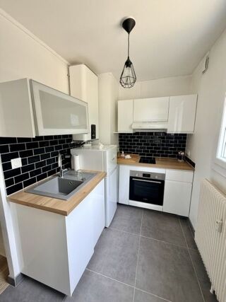  Appartement à louer 1 pièce 30 m²