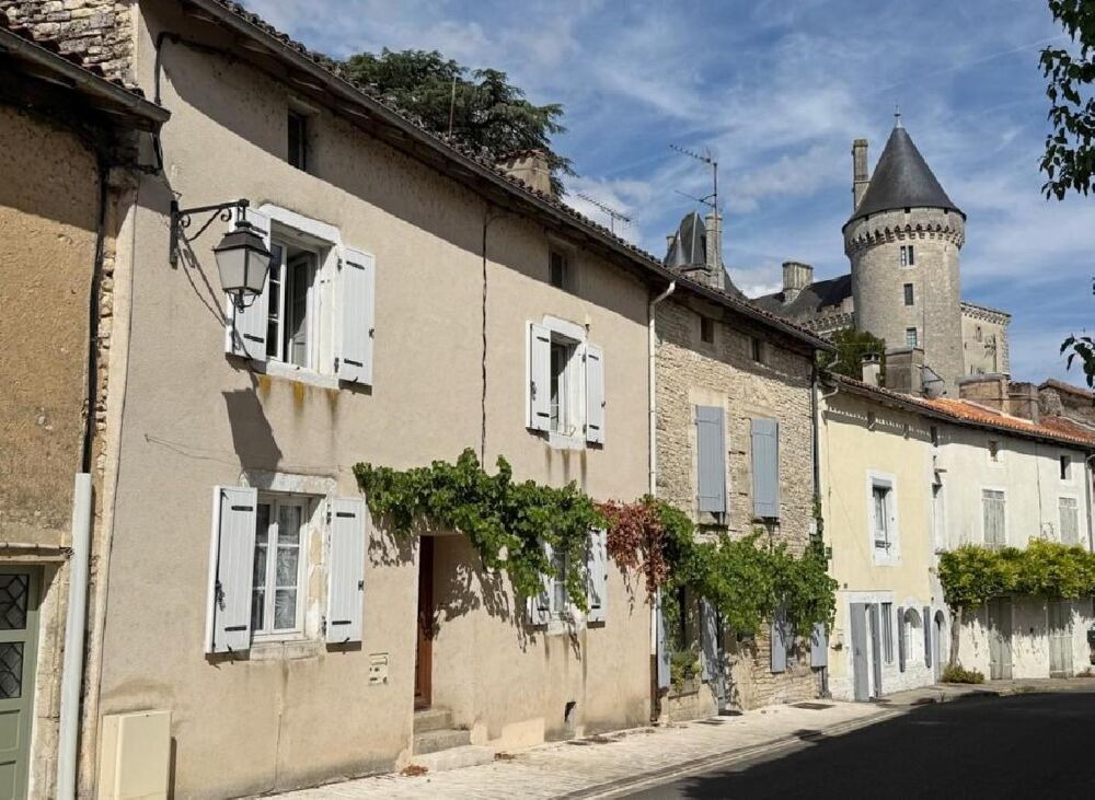 Maison 4 pièces 128 m² · à Verteuil sur Charente · 128 m² · 148 935 €