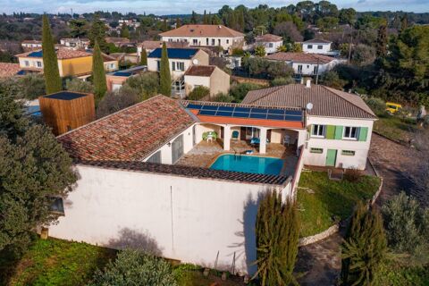   Maison Maison - 7 pice(s) - 210 m
