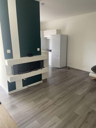  Appartement à louer 3 pièces 57 m²