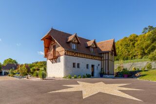  Maison à vendre 7 pièces 267 m²