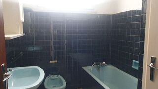  Appartement à louer 4 pièces 96 m²