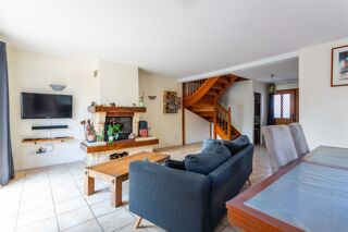  Maison à vendre 7 pièces 147 m²