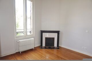  Appartement à louer 3 pièces 75 m²