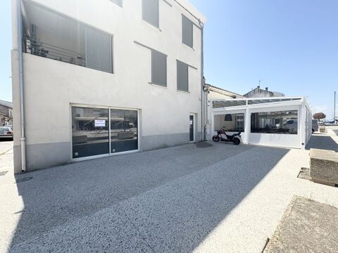 Local commercial tout commerce sauf cuisson 750 30240 Le grau du roi