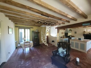  Maison � vendre 9 pi�ces 245 m�