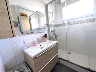  Appartement  vendre 4 pices 73 m