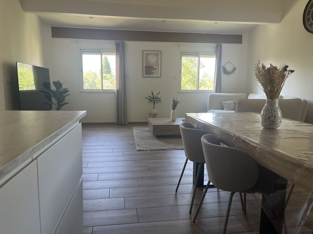 Vente Appartement 4 Pièces Haut de villa en duplex Marseille 11