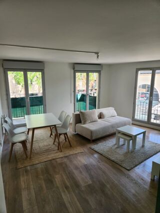  Appartement à louer 3 pièces 67 m²