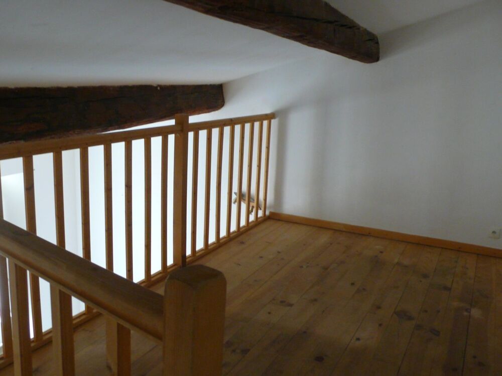 Location Appartement 2 Pièces plus mezzanine Nimes