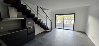  Appartement � louer 3 pi�ces 79 m�