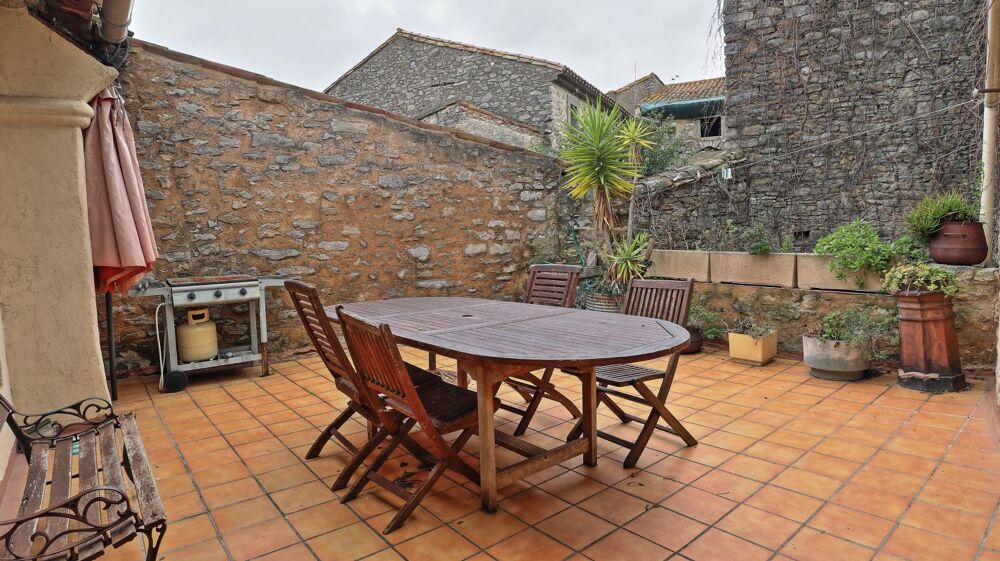 Vente Maison Maison de village COUR, TERRASSE, GARAGE, DEPENDANCE Cesseras