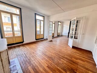  Appartement à louer 4 pièces 110 m²