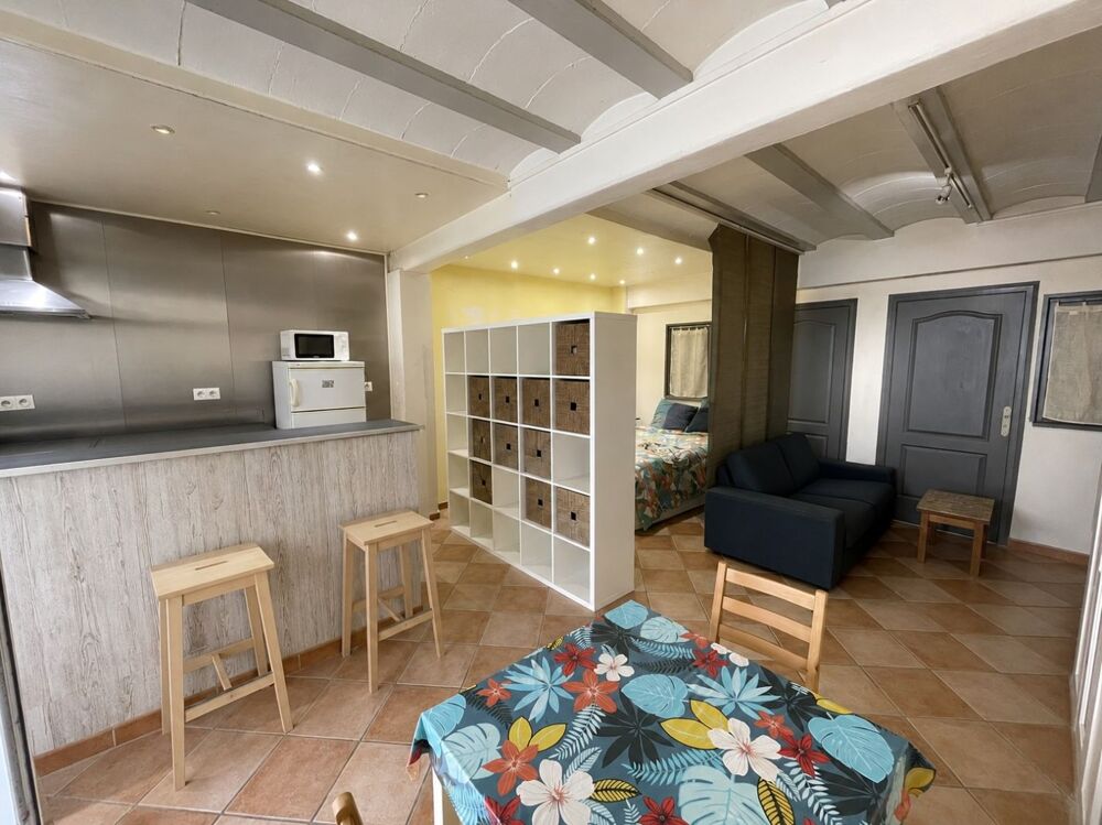 Vente Appartement Studio rdc dans les remparts Aigues mortes