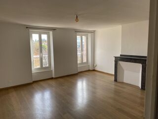  Appartement à louer 3 pièces 81 m²