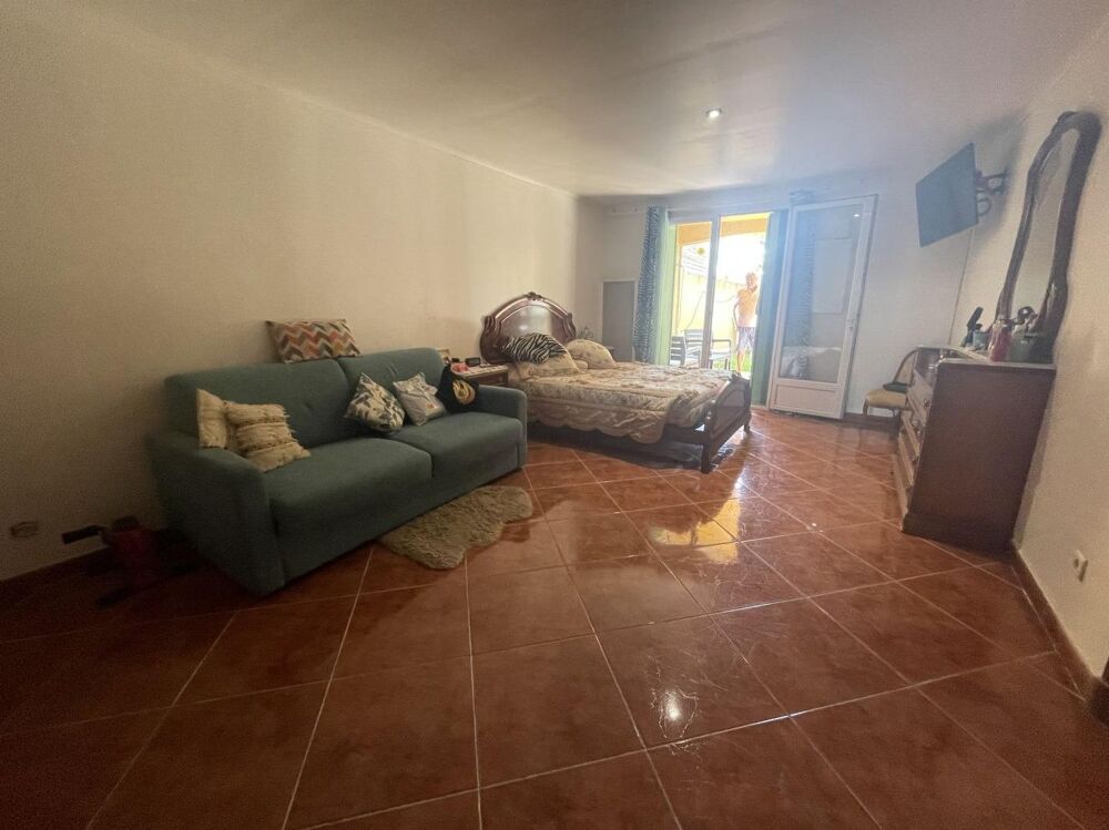 à vendre  Maison Vias (34450)