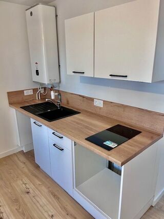  Appartement à louer 2 pièces 30 m²