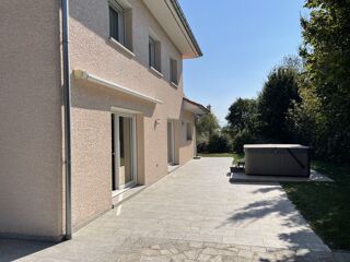  Maison à vendre 6 pièces 185 m²