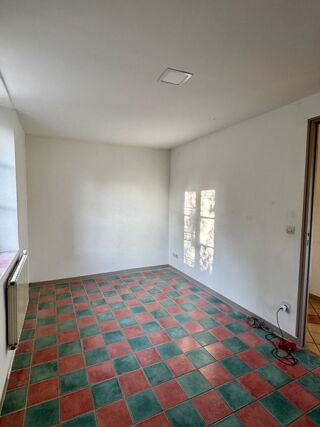  Maison à louer 7 pièces 136 m²