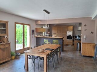  Maison à vendre 8 pièces 195 m²