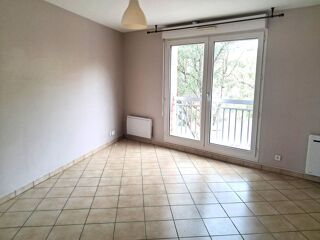 Appartement à louer 2 pièces 43 m²