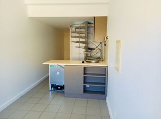  Appartement à louer 2 pièces 35 m²