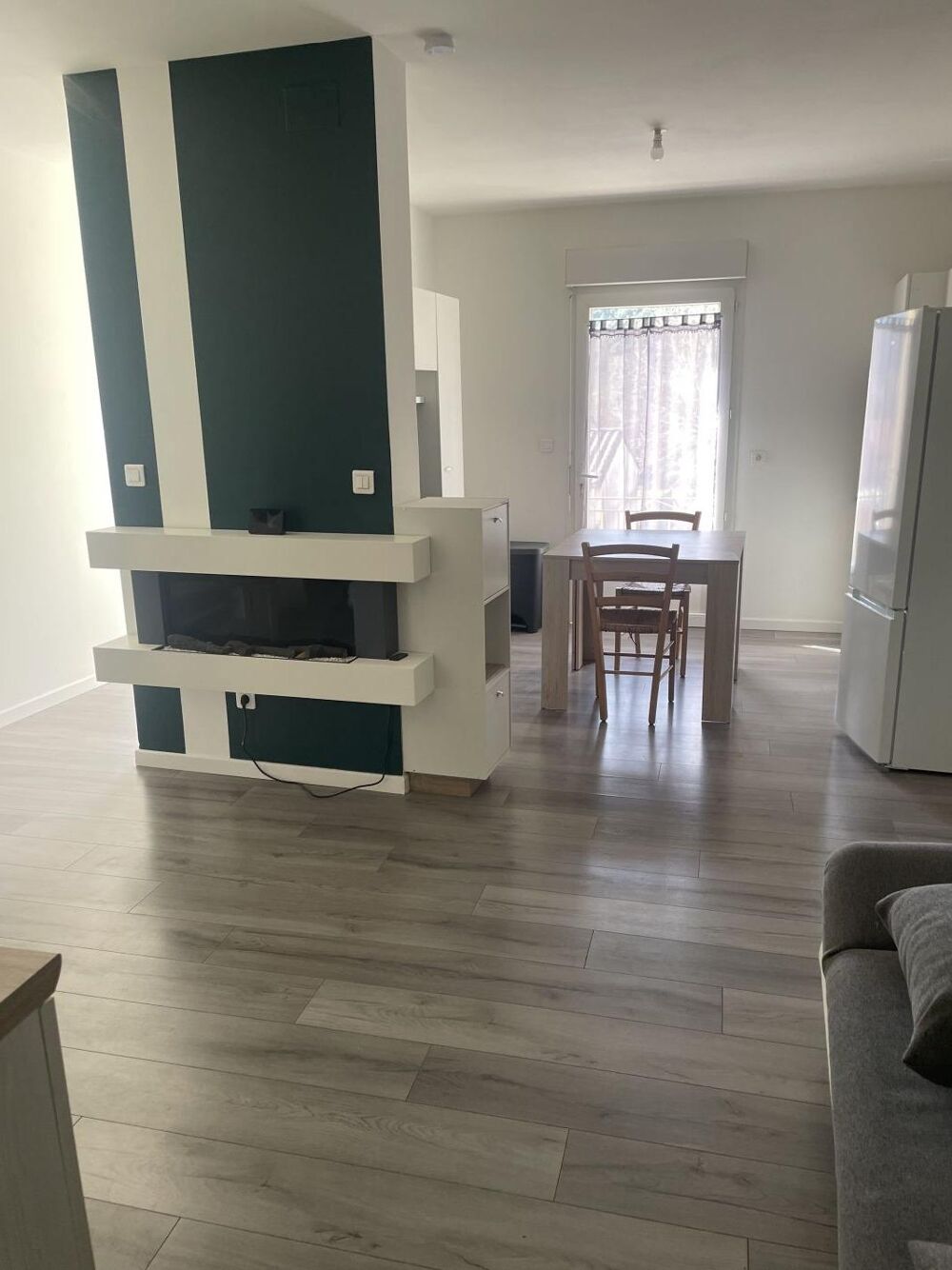 Location Appartement 3 Pièces Saint florent sur auzonnet