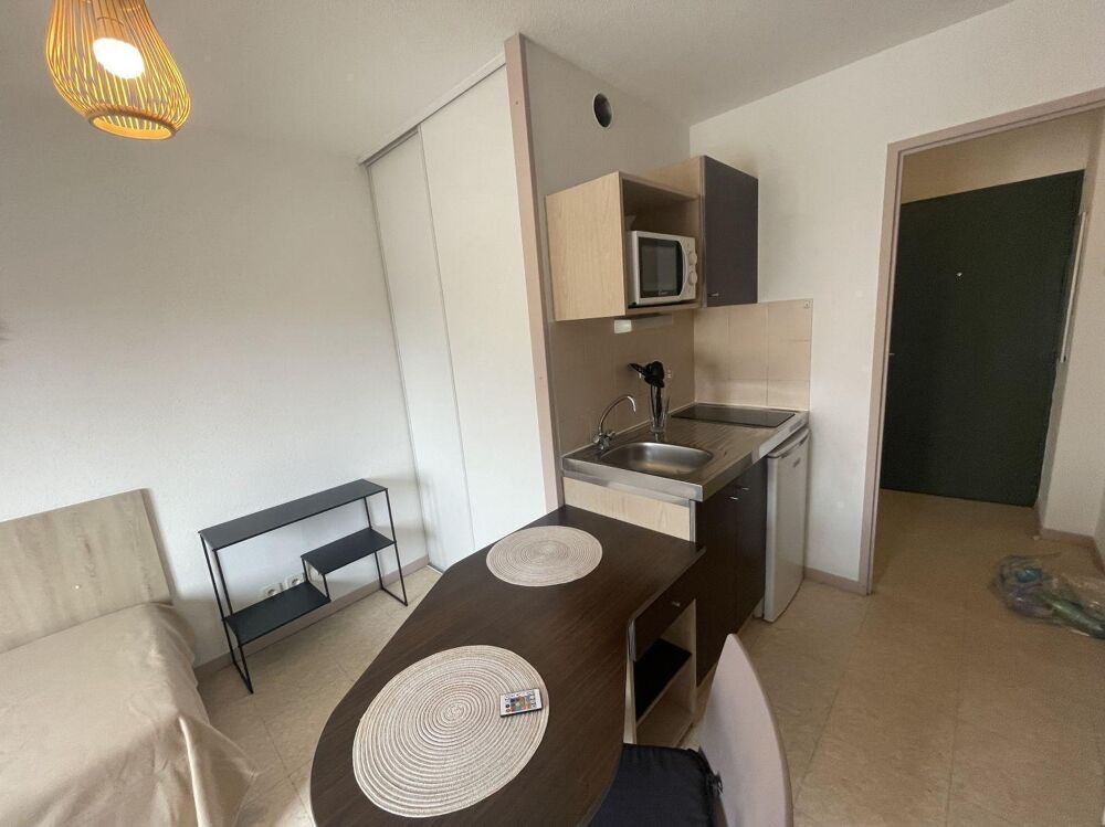 Location Appartement Studio Marseille 10