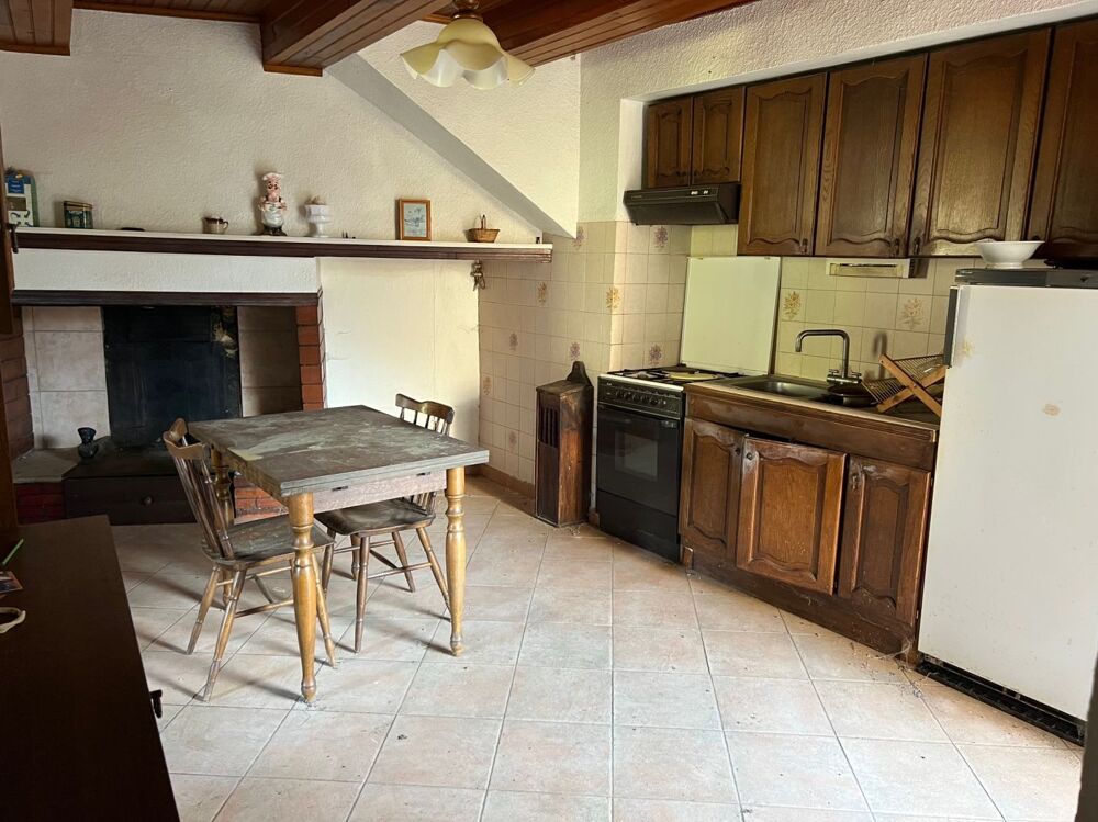 Maison de village plain-pied avec garage et belle vue