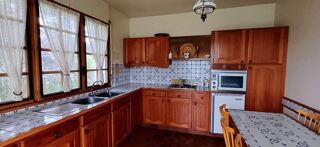  Maison  vendre 4 pices 309 m