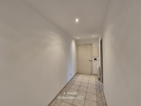  Appartement � louer 3 pi�ces 79 m�