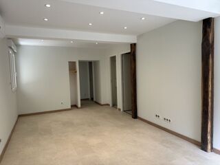  Appartement à louer 3 pièces 70 m²