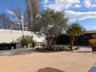  Maison � vendre 5 pi�ces 196 m�