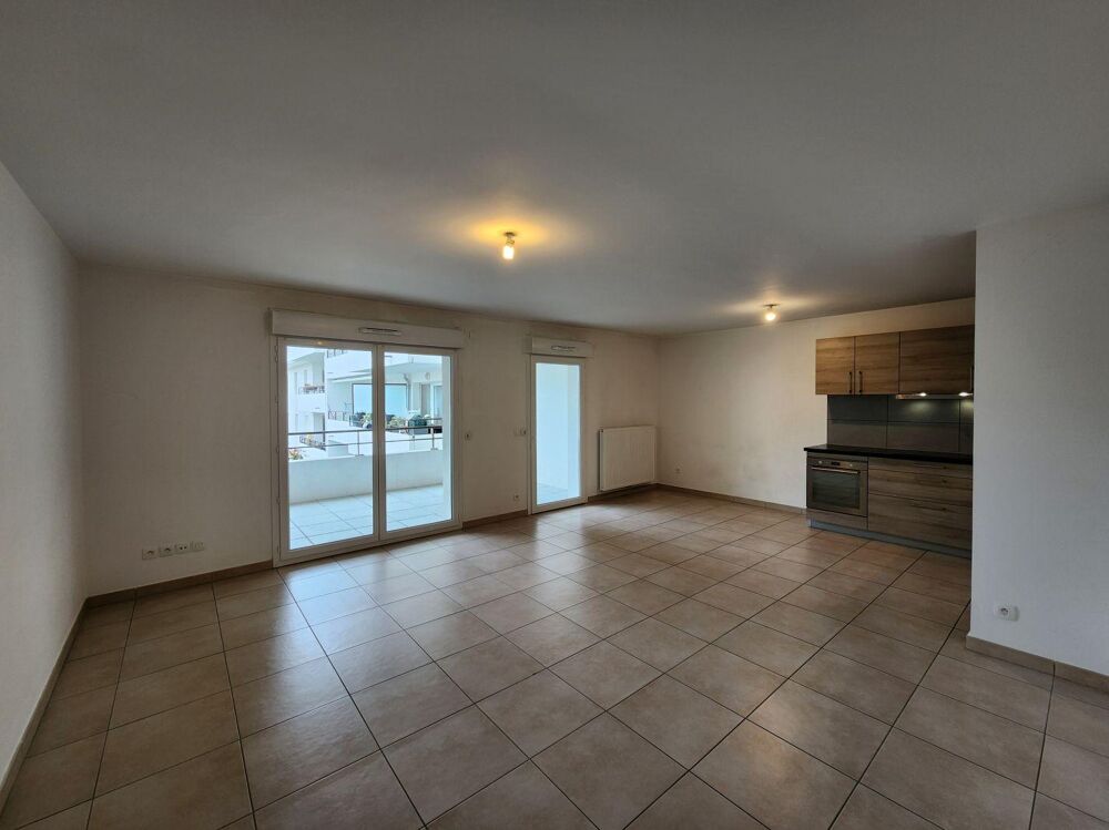 Location Appartement 3 Pièces avec terrasse, cave et box fermé Saint julien en genevois