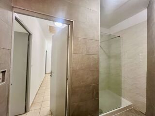  Appartement à louer 3 pièces 72 m²