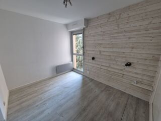  Appartement à louer 2 pièces 44 m²