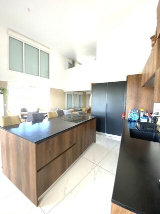  Appartement � louer 4 pi�ces 106 m�