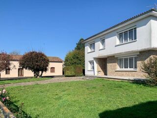  Maison  vendre 15 + pices 209 m