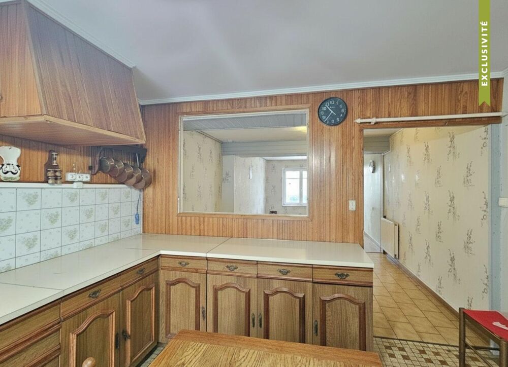 Maison de ville avec cour à petit prix !