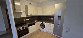 Appartement à louer 3 pièces 63 m²
