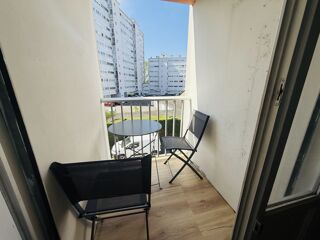  Appartement à louer 1 pièce 32 m²