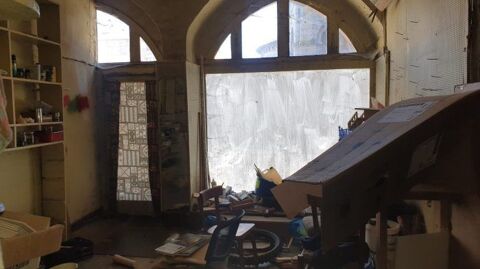 Local commercial 18000 87400 Saint leonard de noblat