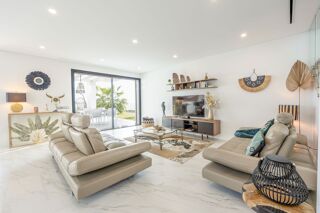  Maison � vendre 6 pi�ces 230 m� Pera