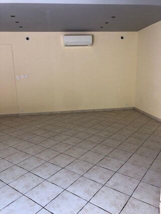  Appartement à louer 2 pièces 54 m²