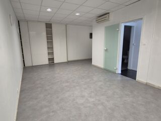  Immeuble à vendre 5 pièces 132 m²