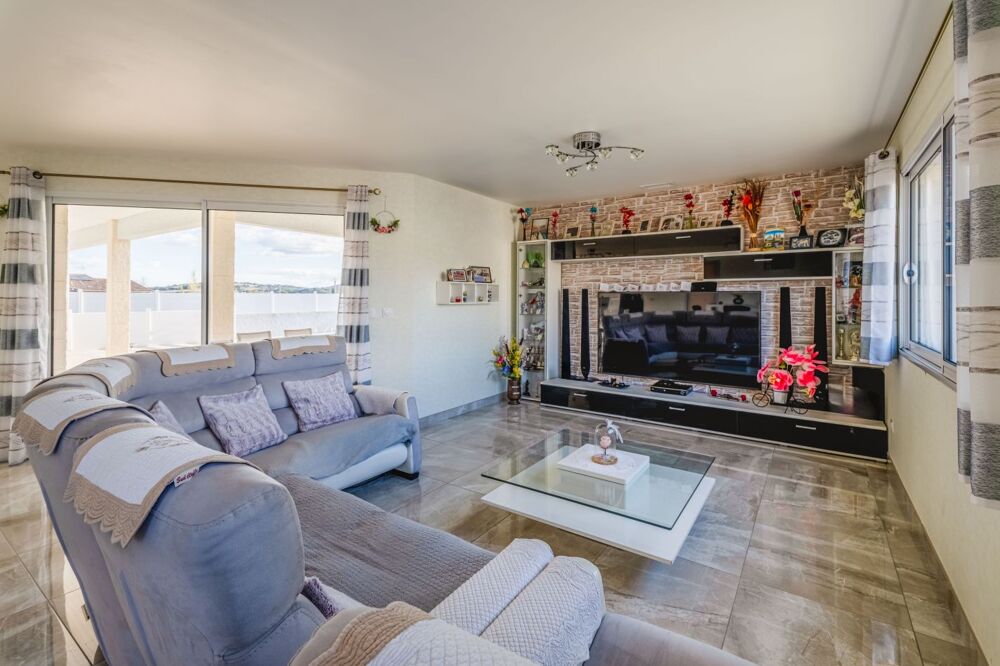 � vendre  Maison Font�s (34320)