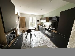  Maison � vendre 8 pi�ces 260 m�