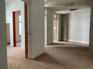   Local commercial Bureau Albi