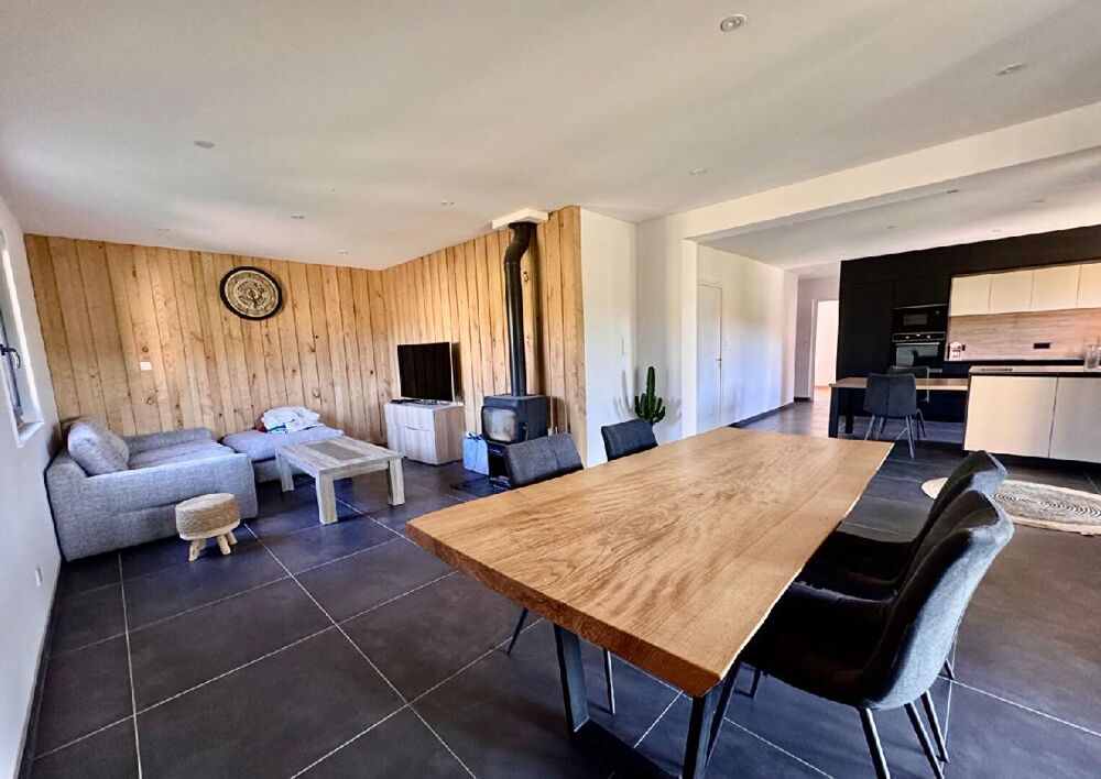 Maison 4 pièces 103 m² · à Matour · 103 m² · 270 000 €