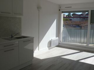  Appartement  louer 1 pice 35 m